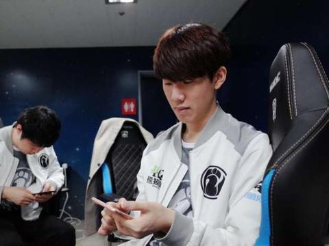 Team WE vs LNG数据前瞻：FoFo面对Scout能否打出优秀表现是关键因素