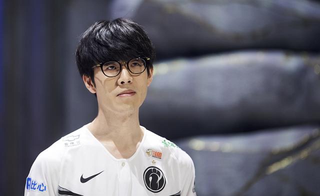 电竞消极比赛屡见不鲜，原来LOL还有这么出名的一幕