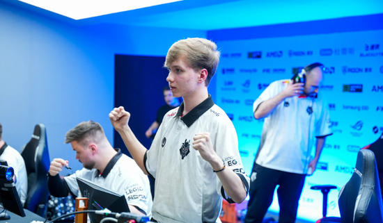 headtr1ck 批评 Mouz 和其他团队参加俄罗斯赞助的比赛