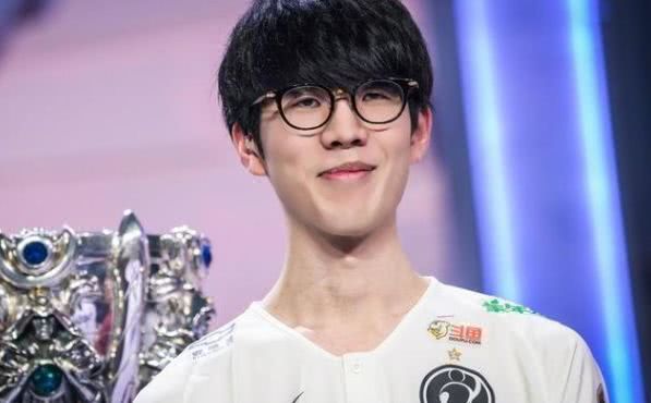 iG赛后群访：果子哥称打架没打过 没啥可惜的